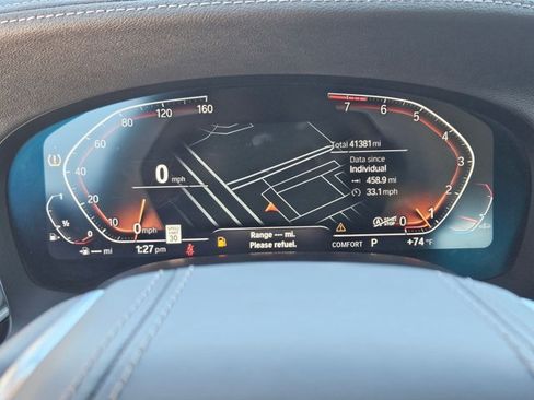 Used 2022 BMW 740i w/ Premium Package image 11