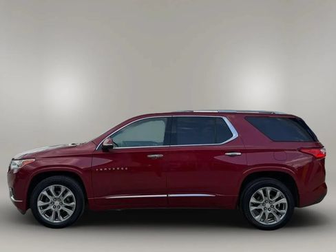 Used 2018 Chevrolet Traverse Premier w/ Driver Confidence II Package FWD image 4