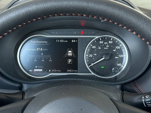 Certified 2025 Nissan Versa SR w/ Trunk Package FWD image 31