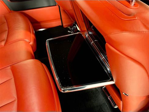 Used 2018 Rolls-Royce Phantom Sedan image 34