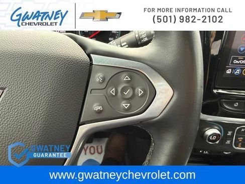 Used 2023 Chevrolet Traverse RS FWD image 17