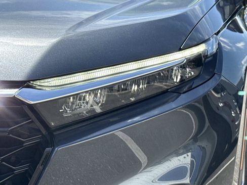 Used 2024 Honda CR-V EX-L image 10