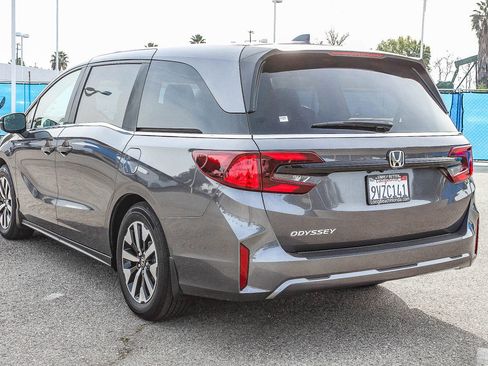 Used 2026 Honda Odyssey EX-L image 7