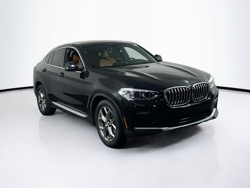Used 2021 BMW X4 xDrive30i w/ Premium Package AWD/4WD image 3