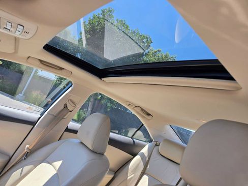 Used 2010 Lexus ES 350 FWD image 23
