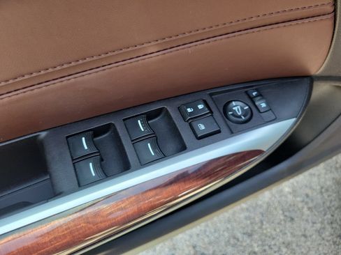 Used 2017 Acura TLX w/ Technology Package FWD image 17