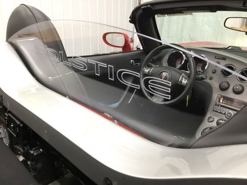 Used 2007 Pontiac Solstice Base w/ Premium Package image 14