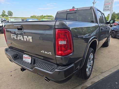 Used 2026 RAM 1500 Big Horn AWD/4WD image 13