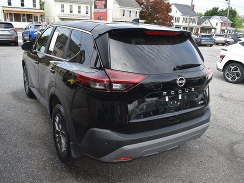 Used 2023 Nissan Rogue S AWD/4WD image 6