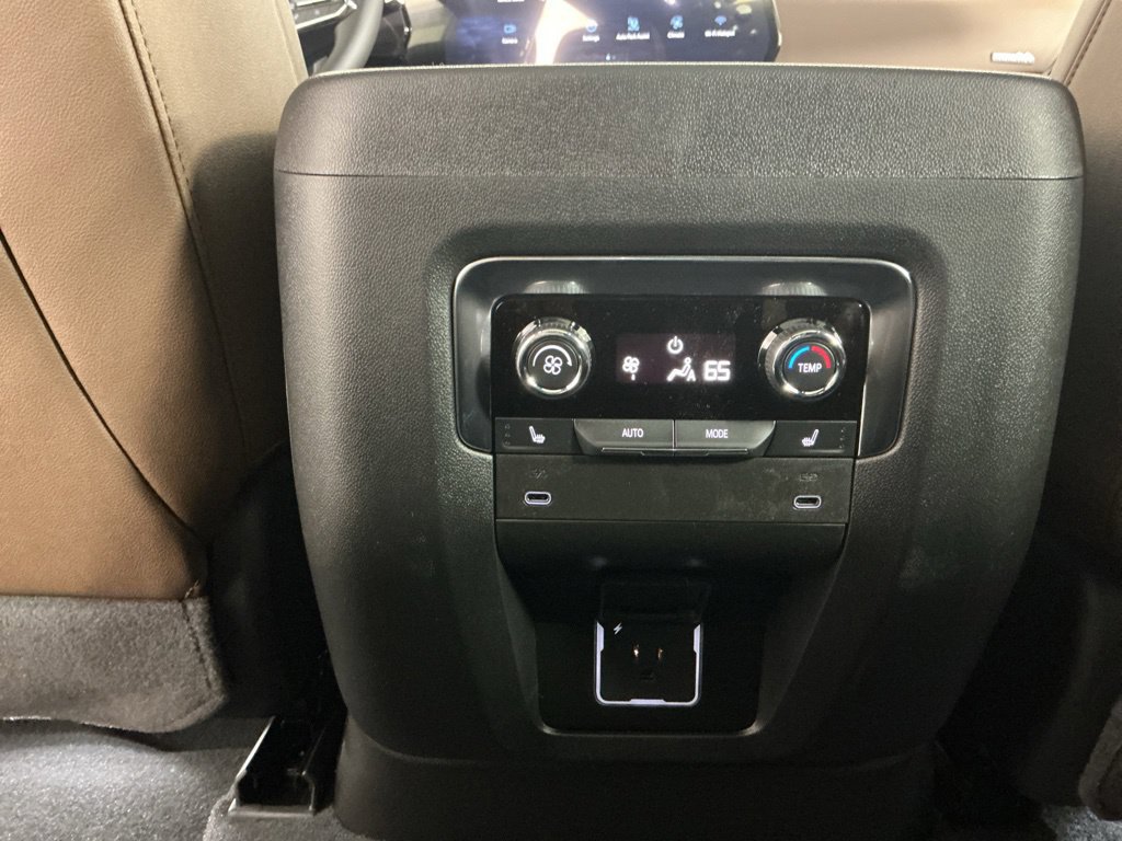New 2027 Chevrolet Tahoe High Country w/ LPO, Dark Essentials Package AWD/4WD image 23