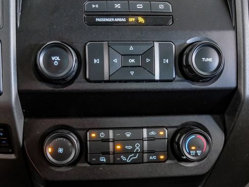 Used 2021 Ford F250 XL w/ Power Equipment Group AWD/4WD image 21