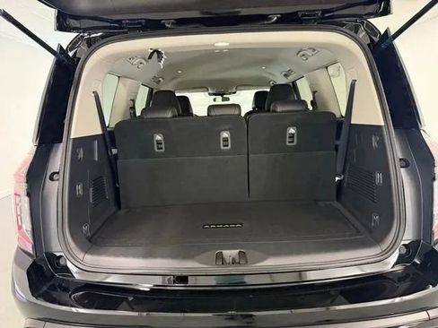 New 2026 Nissan Armada SV image 8