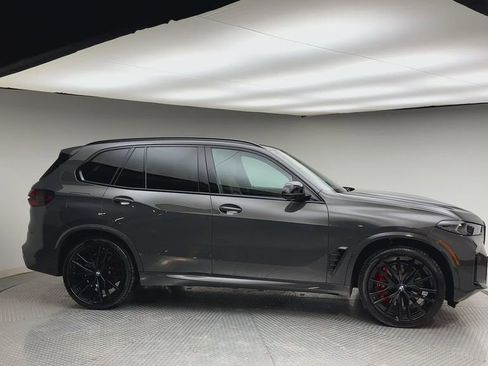 Used 2024 BMW X5 M60i w/ Climate Comfort Package image 9
