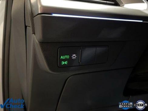 Used 2024 Audi Q4 e-tron Premium Plus w/ Premium Plus image 28