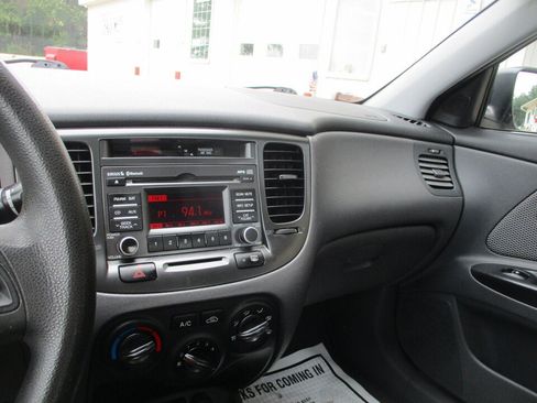 Used 2011 Kia Rio LX w/ Value Pkg FWD image 39