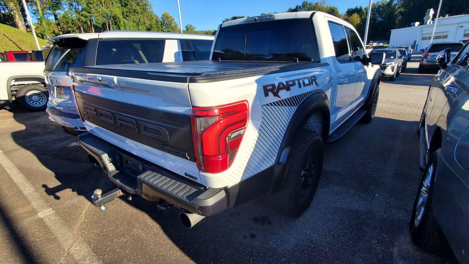 Used 2025 Ford F150 Raptor AWD/4WD image 9