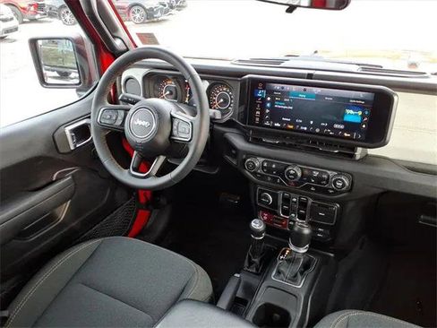Certified 2024 Jeep Wrangler Willys image 13