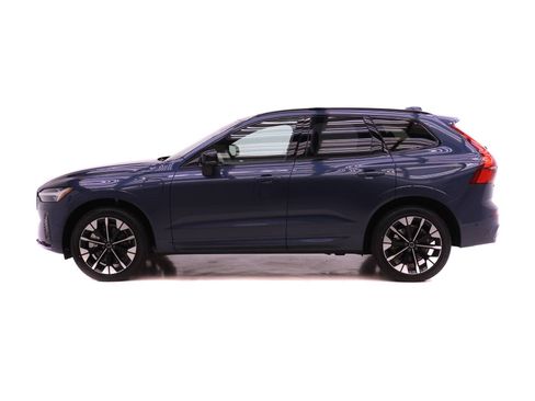 New 2026 Volvo XC60 T8 Plus w/ Protection Package Premier image 3