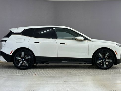 Certified 2023 BMW iX xDrive50 w/ Premium Package image 7