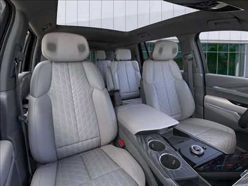 New 2026 Cadillac Escalade IQL Sport 1 AWD/4WD image 16