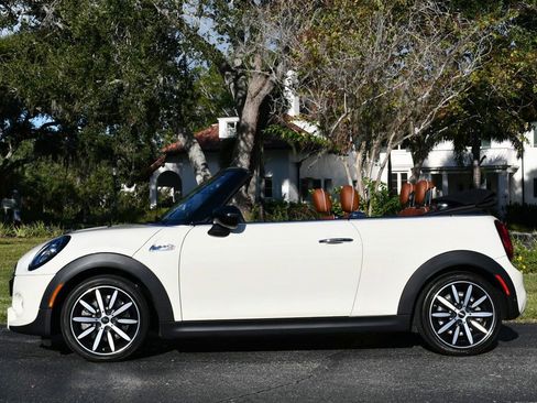 Used 2021 MINI Cooper S image 30