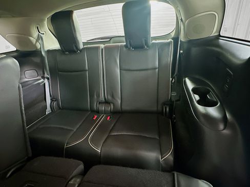 Used 2016 INFINITI QX60 FWD w/ Deluxe Technology Package image 30