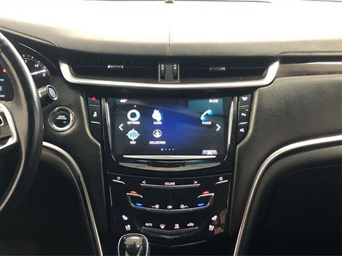 Used 2017 Cadillac XTS Luxury image 12