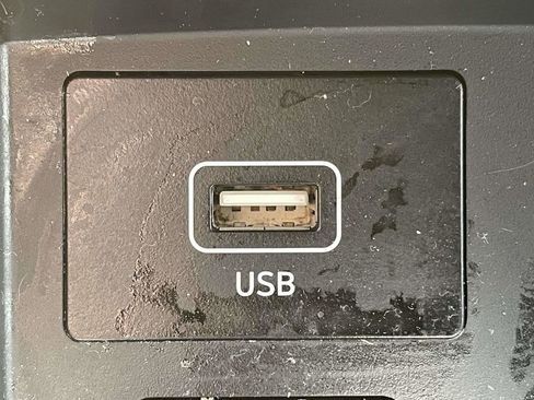 Used 2023 Hyundai Santa Fe SEL image 23