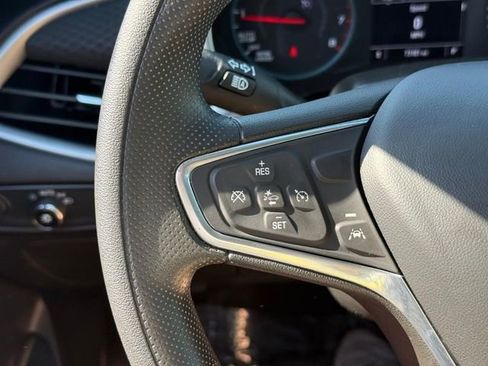 Used 2023 Chevrolet Malibu LT FWD image 19