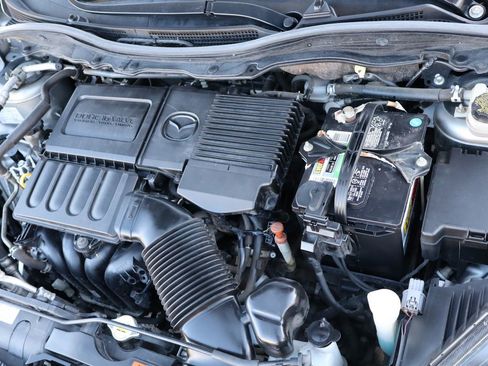 Used 2012 MAZDA MAZDA2 Touring image 40