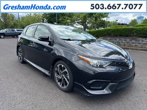 Used 2017 Toyota Corolla iM w/ Carpet Mat Package FWD image 1