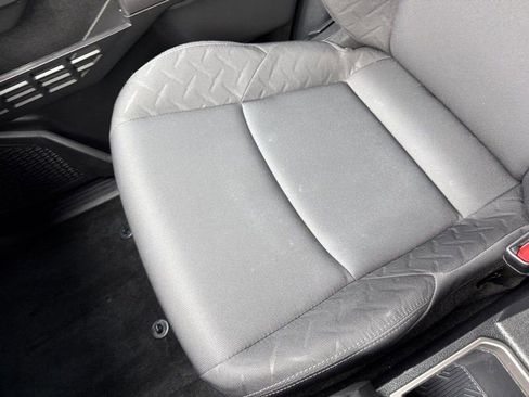 Used 2025 Toyota Tacoma SR5 image 27