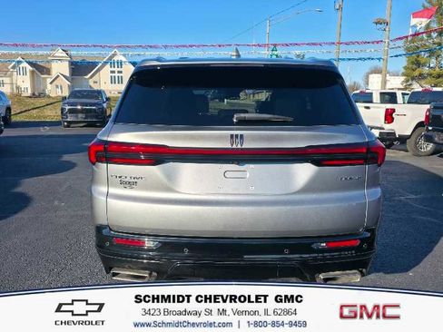 Used 2025 Buick Enclave Sport Touring image 6