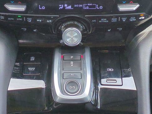 Certified 2023 Acura MDX FWD w/ Technology Package image 19