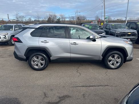 Used 2023 Toyota RAV4 XLE image 8