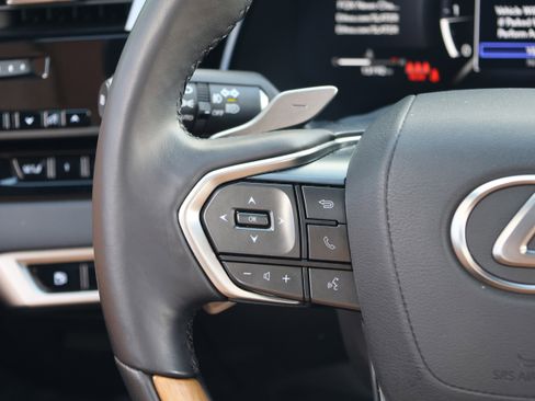 Used 2025 Lexus RX 350 Premium w/ Accessory Package (Z1) image 18