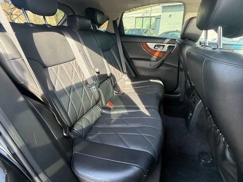 Used 2014 INFINITI QX70 AWD w/ Premium Package image 16