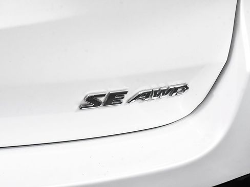 Used 2019 Toyota Highlander SE AWD/4WD image 85