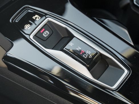 Used 2025 Audi Q5 Premium Plus w/ Premium Plus image 11