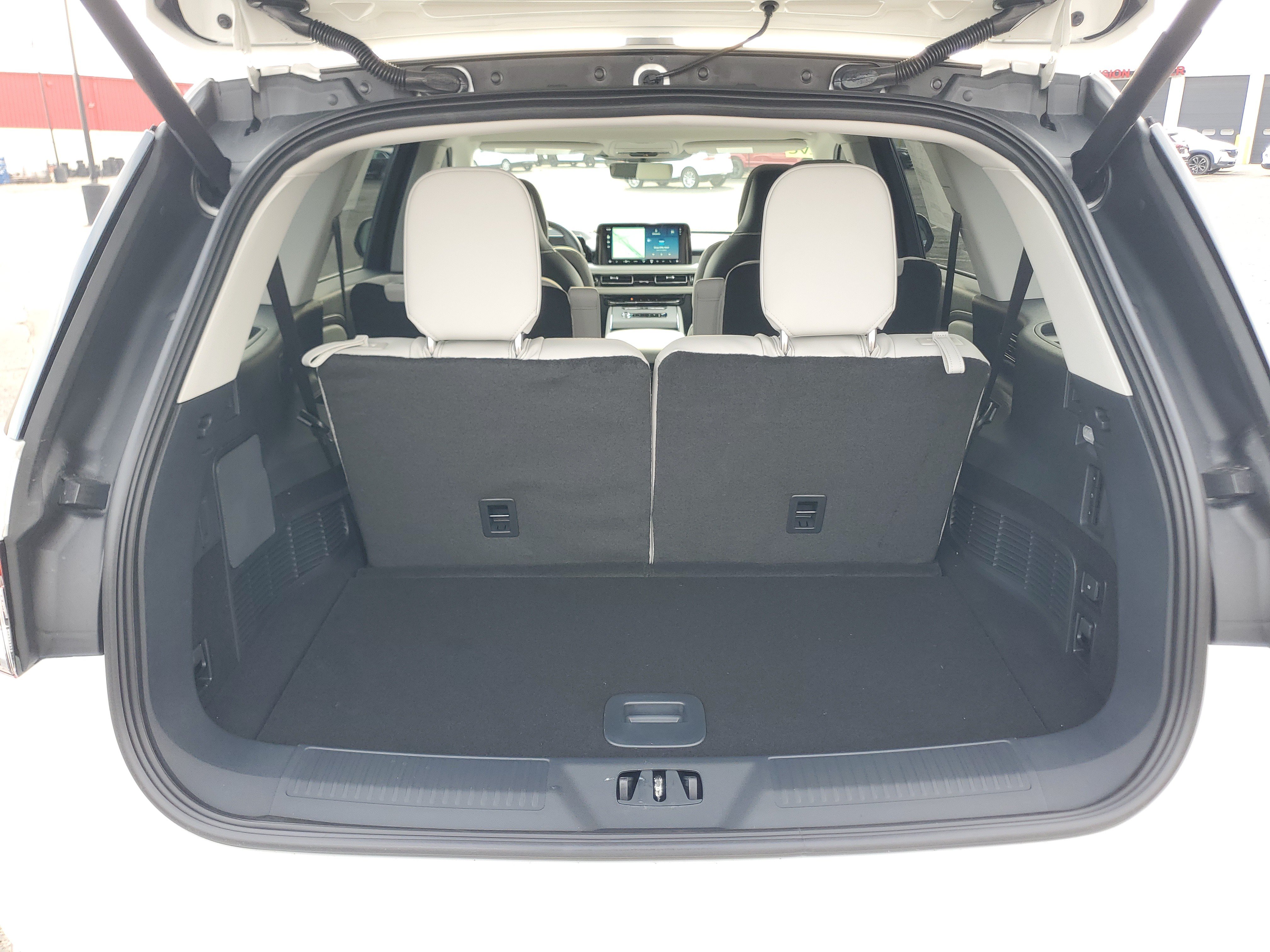 New 2027 Lincoln Aviator Reserve AWD/4WD image 29