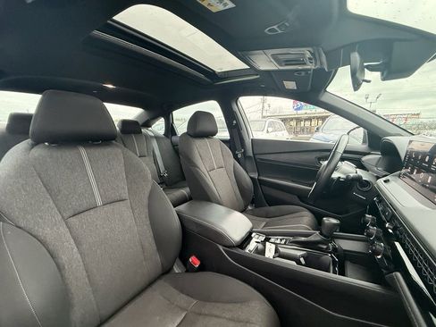 Used 2024 Honda Accord Sport image 24