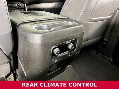 Used 2024 Chevrolet Tahoe Premier AWD/4WD image 10