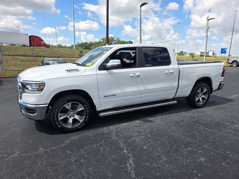 Used 2023 RAM 1500 Laramie AWD/4WD image 9