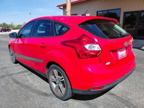 Used 2012 Ford Focus SE FWD image 8