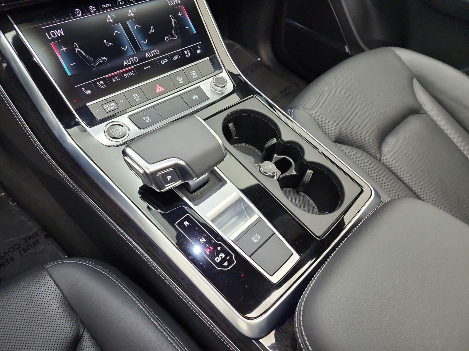 Used 2025 Audi Q7 2.0T Premium Plus w/ Premium Plus Package AWD/4WD image 13