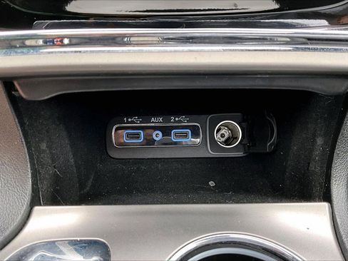 Certified 2022 Jeep Grand Cherokee Laredo X RWD image 18