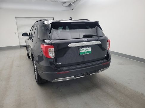Used 2020 Ford Explorer XLT w/ Equipment Group 202A AWD/4WD image 6