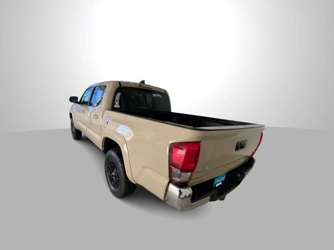 Used 2020 Toyota Tacoma SR5 image 6