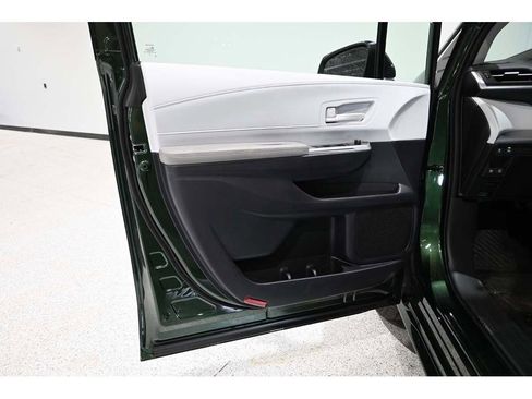 New 2026 Toyota Sienna LE image 27