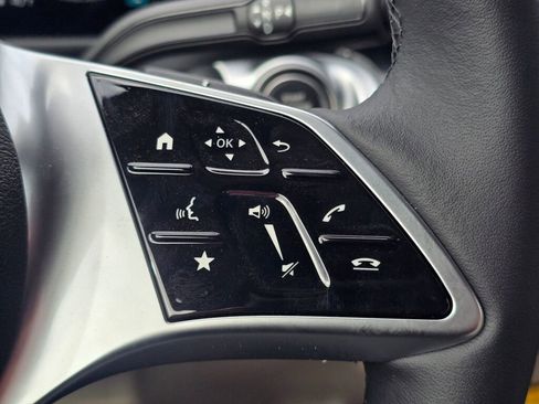 New 2026 Mercedes-Benz GLB 250 4MATIC image 42